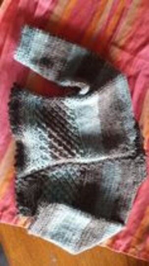 Anleitung süßes Baby-Set aus Jäckchen, Kapuzenjacke, Pullover