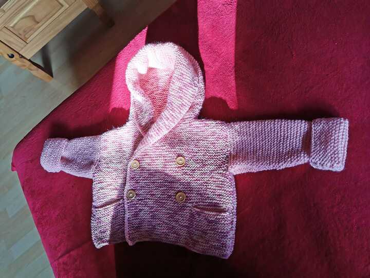 Anleitung süßes Baby-Set aus Jäckchen, Kapuzenjacke, Pullover