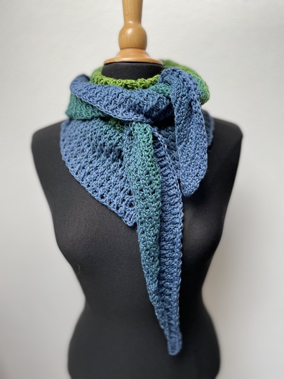 Soloanleitung flaches Dreieckstuch "Frostig"