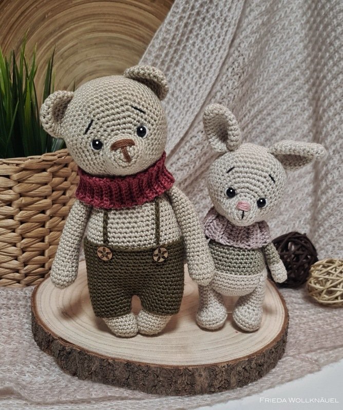 PDF Häkelanleitung Max der Bär - Amigurumi Teddy häkeln mit Schal und Hose - Bild 4