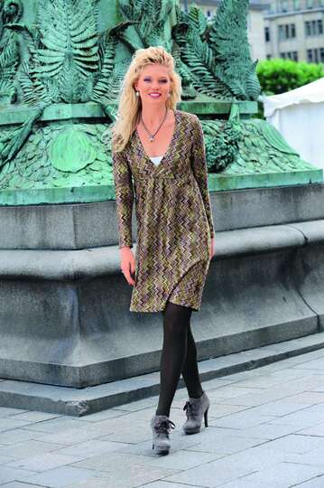 Nähanleitung: Missoni Strickkleid in Wickeloptik