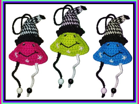 kleiner Wicht mit Zipfelmütze „Zipfelchen“ süßer Anhänger Taschenbaumler