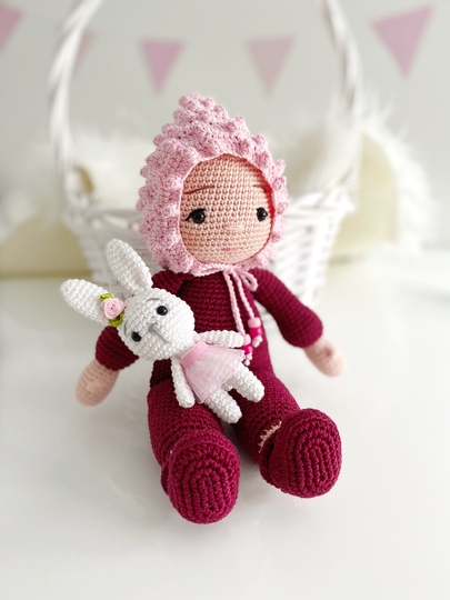 Baby LULU mit Häschen und 2 verschiedenen Mützen