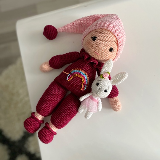 Baby LULU mit Häschen und 2 verschiedenen Mützen