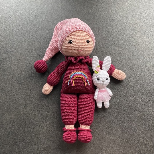 Baby LULU mit Häschen und 2 verschiedenen Mützen