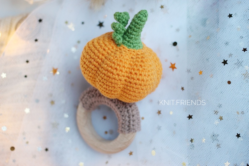 Crochet pattern baby rattle pumpkin