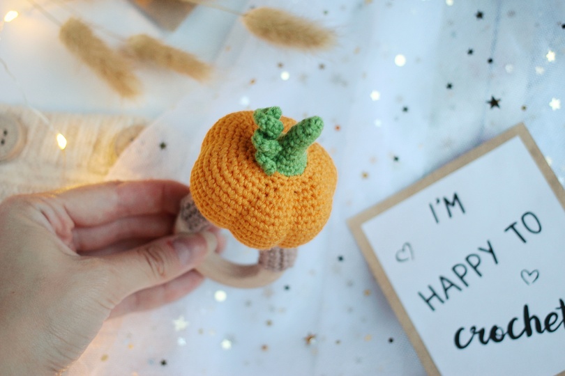 Crochet pattern baby rattle pumpkin