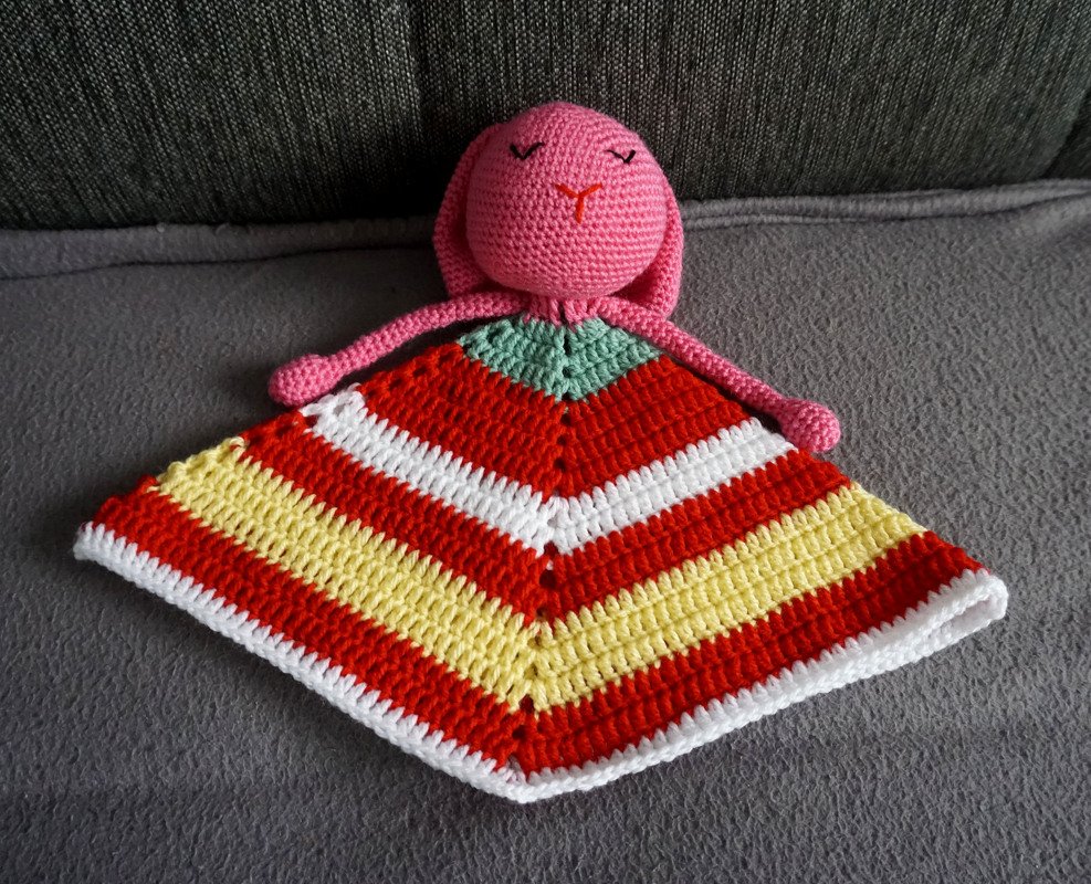 Crochet Pattern for the Cuddle Cloth Colorfull Striped Bunny! - Image 2