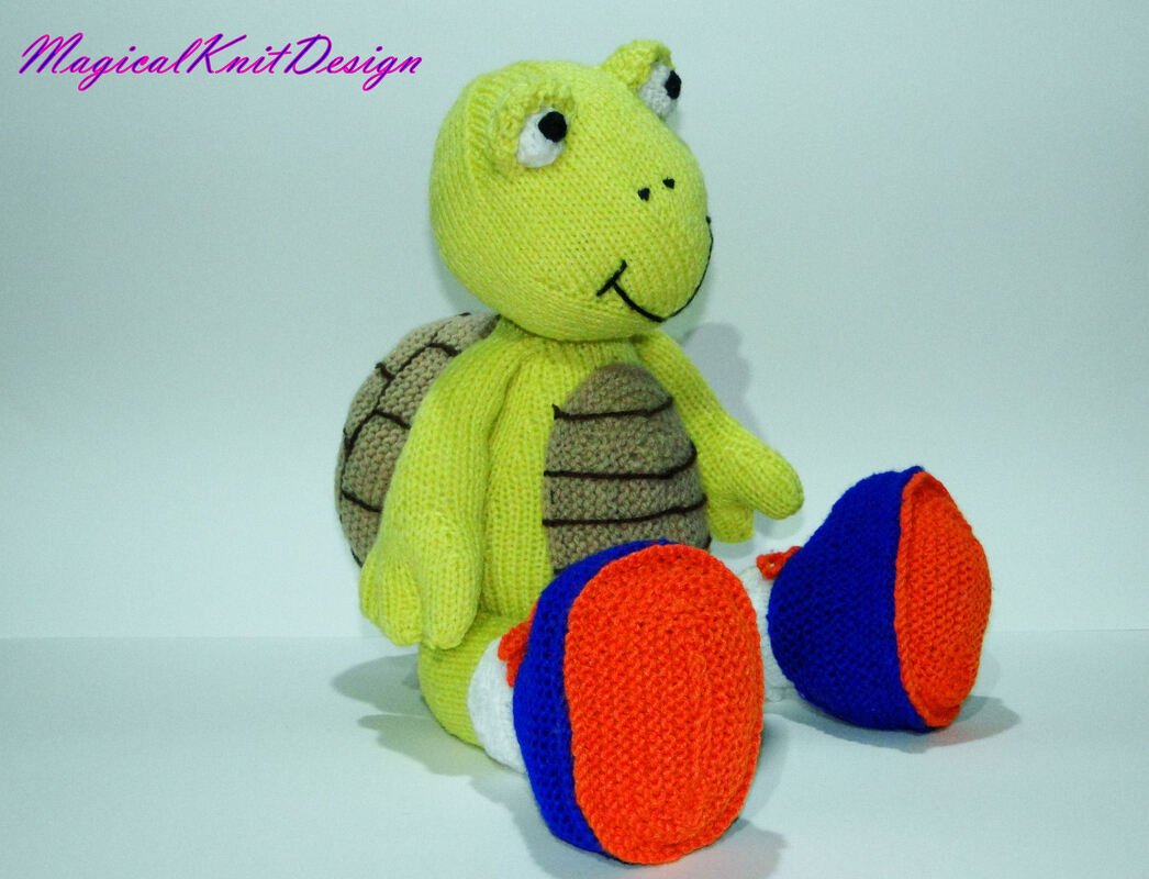 Jugi the tortoise knitting pattern
