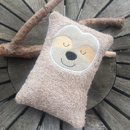 WärmeKissen Faultier Stickdatei ITH mit Inlett 13x18 16x26 24x36