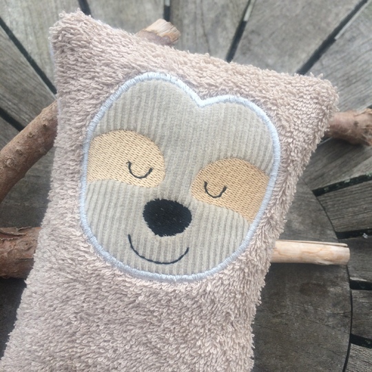 WärmeKissen Faultier Stickdatei ITH mit Inlett 13x18 16x26 24x36