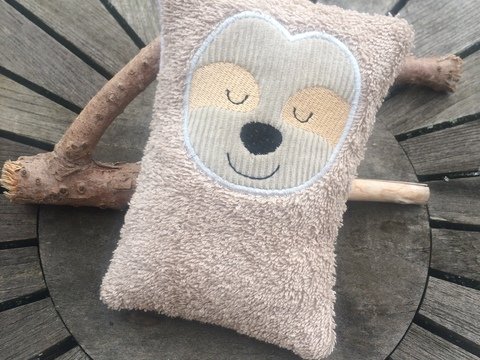 WärmeKissen Faultier Stickdatei ITH mit Inlett 13x18 16x26 24x36