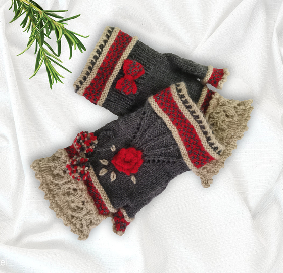 Victorian Lacy Gloves