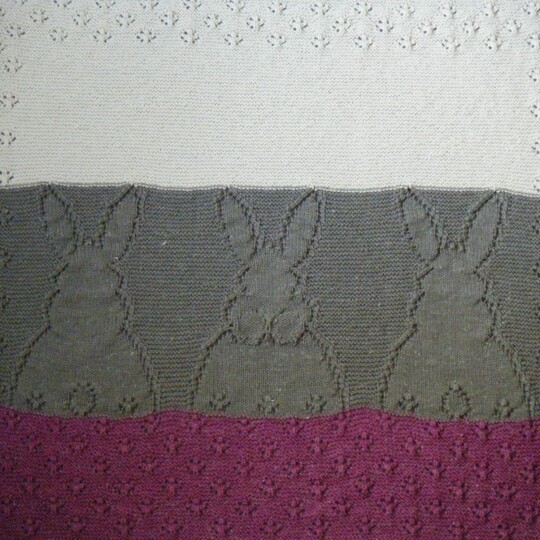 Strickanleitung Babydecke "3 Hasen"