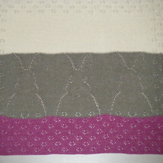 Strickanleitung Babydecke "3 Hasen"