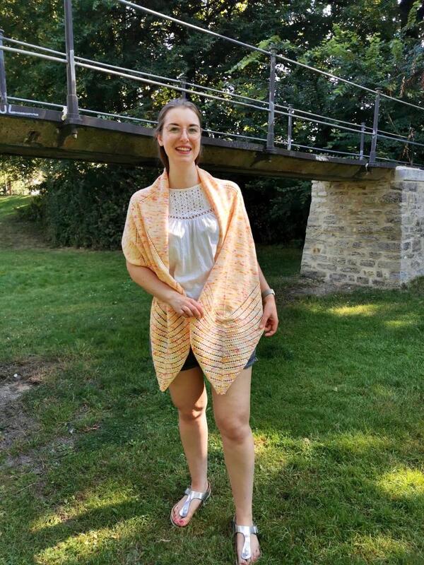 Diamonds And Triangles Shawl - knitting pattern - Image 2