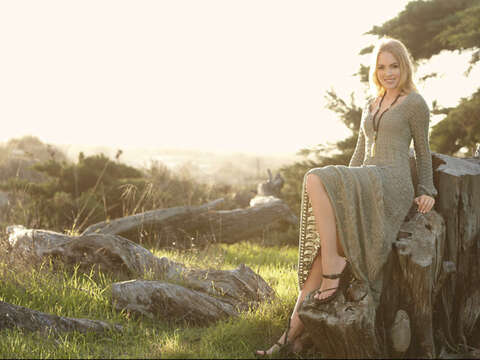 Strickanleidung: Maxikleid Caoimne