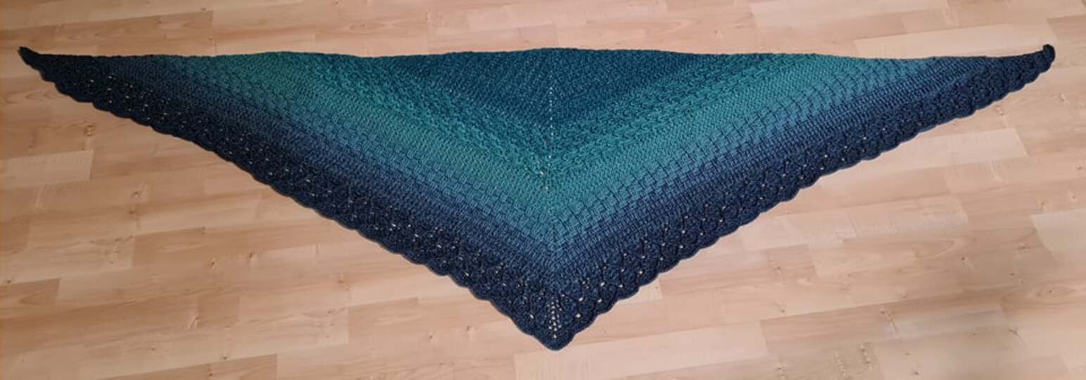 Häkelanleitung großes dichtes Dreieckstuch Viola