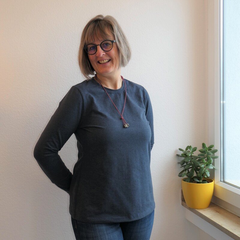 Anleitung Basic Shirt Bellis von 34 - 46 mit 2 Ausschnitttiefen und Rolli - Bild 9