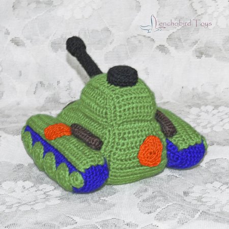 Little Toy Tank. Amigurumi pattern