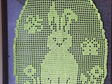 Osterhase Mümmel Filetdeckchen Häkelanleitung