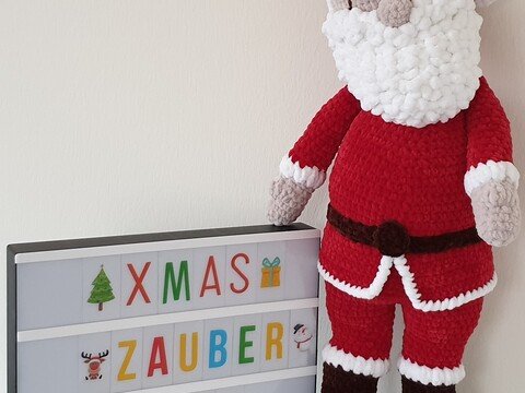 Häkelanleitung - Bommi, der flauschige Weihnachtsmann