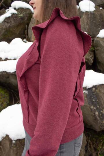 Schnittmuster Pullover mit Rüsche, Volant, uvm. in Damen Gr. 32 - 54