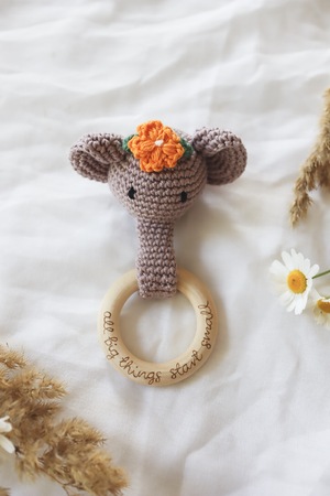 Crochet pattern elephant rattle