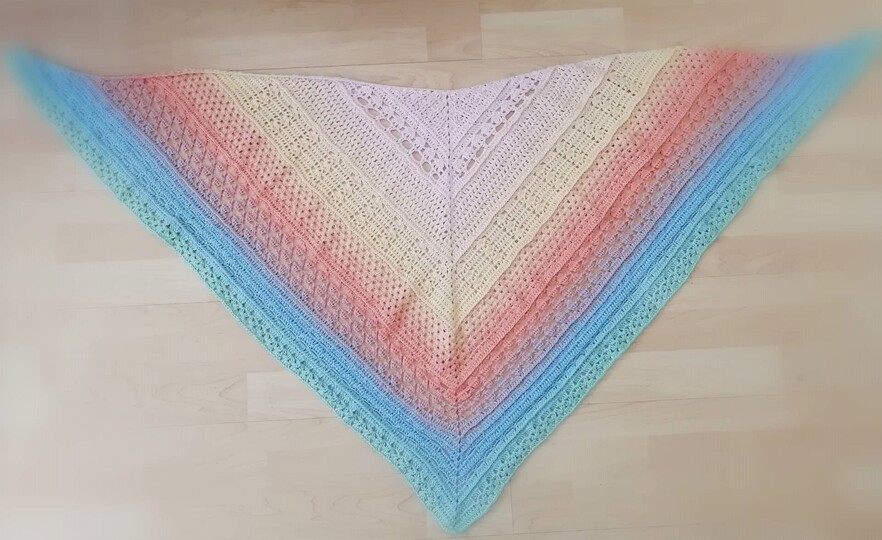 Häkelanleitung Dreieckstuch "Evas Jahr 2020"