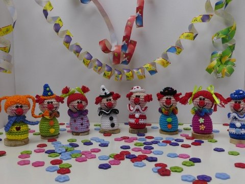 Häkelanleitung Miniclowns, die Piccolinies