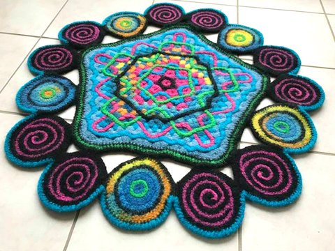 FilzwolleTeppich  "Circle of Harmony"