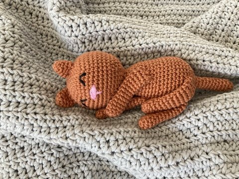 Häkelanleitung Amigurumi Katze Claire