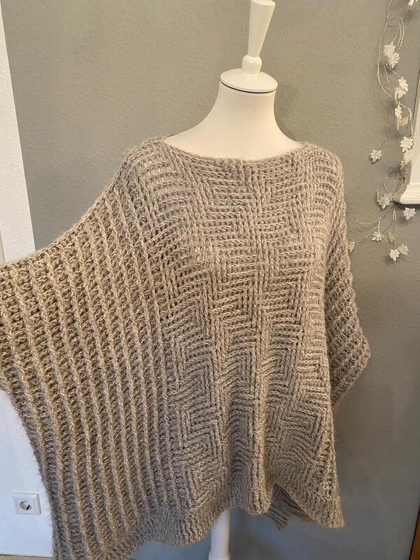 Häkelanleitung Wende-Poncho/Mütze Prima