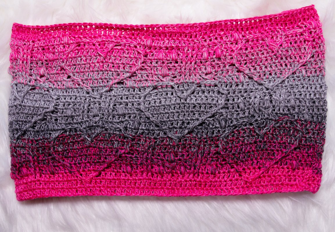 Valentine Hearts loop shawl crochet pattern - Image 3