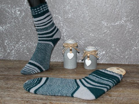 Strickanleitung - Sockenmuster im Farbentausch