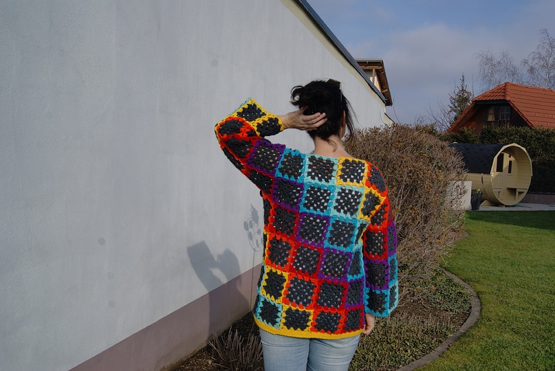 Häkelpulli GRANNYRAINBOW (Gr. S - XL)