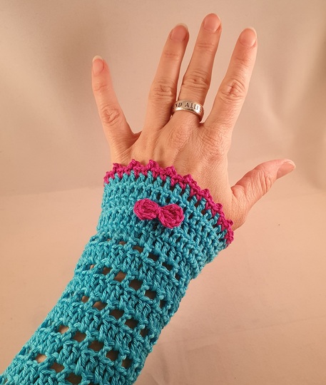 Anleitung Einfache gehäkelte Pulswärmer