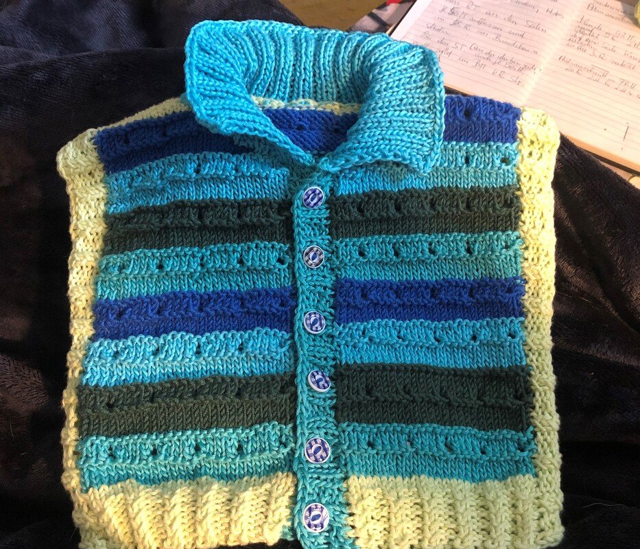 Anleitung Babyweste ärmellos für den Frühling - Bild 2