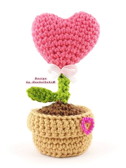 Mini-Herzblümchen im Topf -- Häkelanleitung von Haekelkeks®
