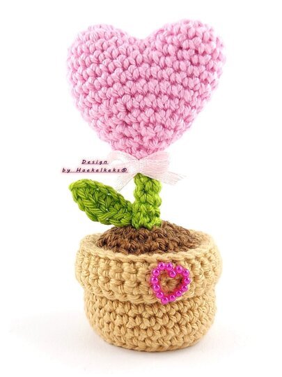 Mini-Herzblümchen im Topf -- Häkelanleitung von Haekelkeks®