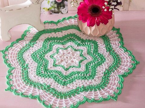 Deckchen "Immer der Masche nach"