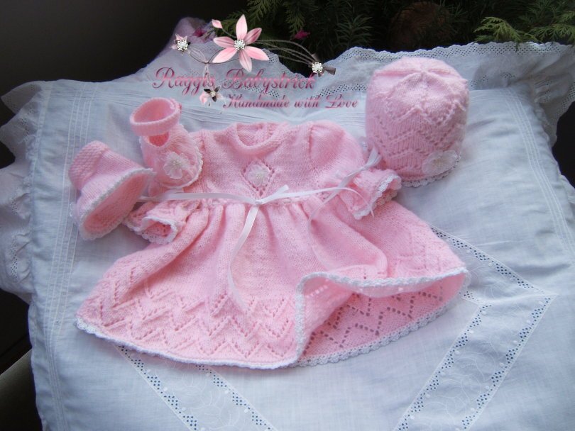 Strickanleitung für Baby's u. Reborns 3-teilig Modell Marie Gr. 50 - 56 - Bild 7
