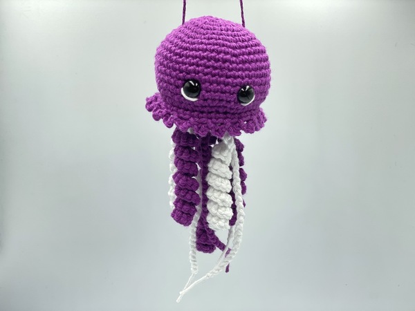 Crochet Pattern - Jellyfish "Glubschi" and her little friend "Fanny"