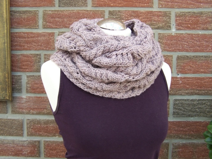 Strickanleitung für Loopschal "Spielerei"