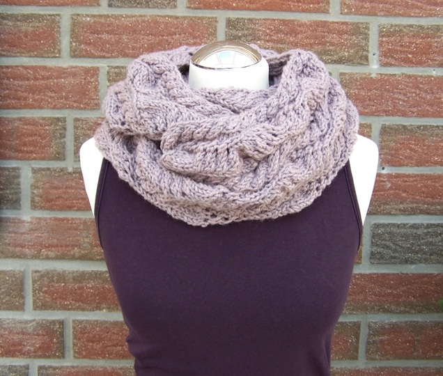 Strickanleitung für Loopschal "Spielerei"