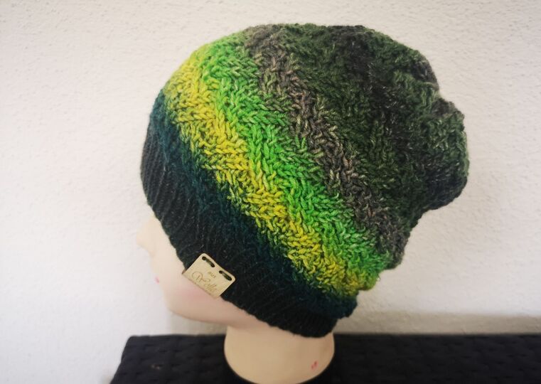 Strickanleitung Mütze *Greenery* tolles Flechtmusterverschiedene Größen