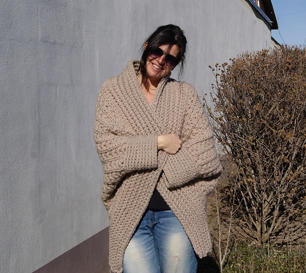 Häkelweste LOLA (Universalgröße, ganz leicht anzupassen)