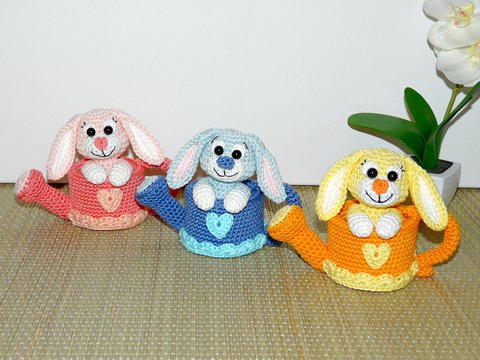 Häkelanleitung Häschen in der Gießkanne