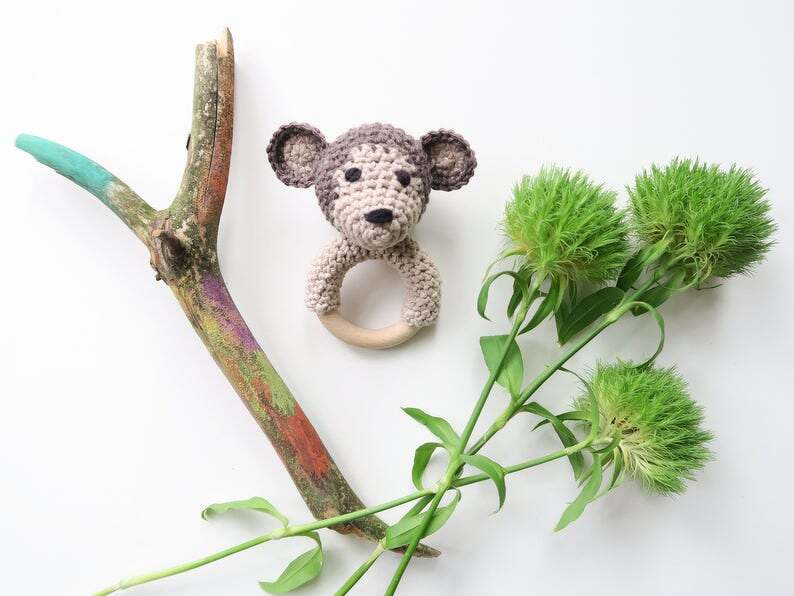 Häkelanleitung – Affe Beißring & Rassel - Bild 3