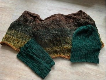 Anleitung Set Loop - Mütze - Armstulpe *Weihnachtszauber* - Bild 2